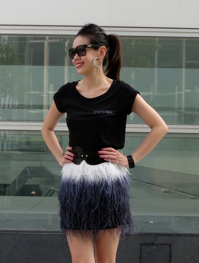 feather skirt outfit